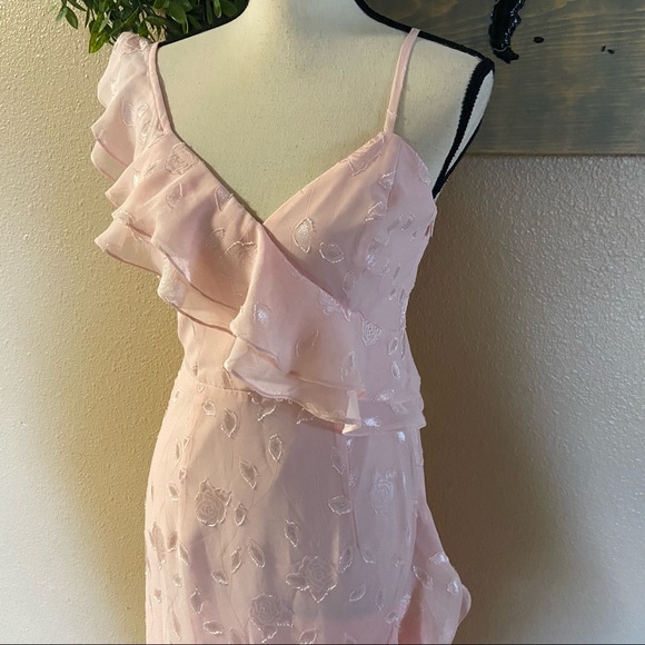 NWOT Lulus Forever Blush Pink Floral Jacquard Ruffled Maxi Dress - Picture 3 of 12